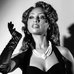 black and white portrait of old fashioned model